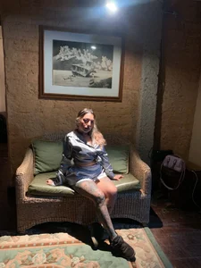 ink_demonxxx kullanıcısının Ese día estaba modelando un rodaje de un reguetton albümü -  3 fotoğraf