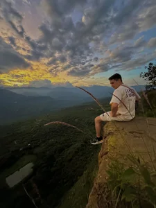 Liam_walk_ Public Foto 4