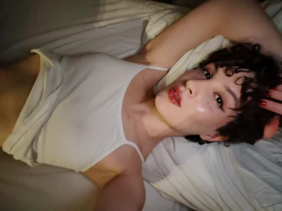 Adeline_Perle cozy morning Pic 5