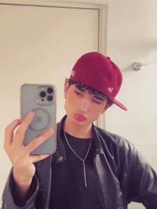 Eidan_collins Public รูป  6