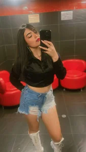 IsaDiiaz Public Bilde 4