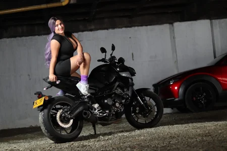 veronica__olsonn A sexy little girl💜🖤 Pic 4