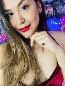 VenusIslove 25th Birthday Poză 9