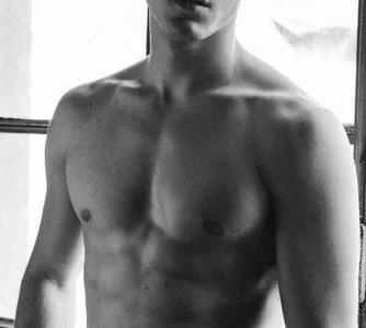 Poliglotjoe1のPublicの枚の写真