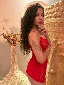 SophieHouston_ Gentle Fire Pic 3