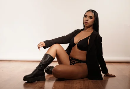 Amberr_Greyy 🖤🤍 Pic