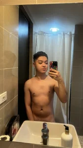 JayKarLo kullanıcısının Morning face albümü -  2 fotoğraf