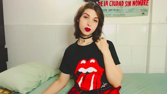 MonicaTsX Public 사진