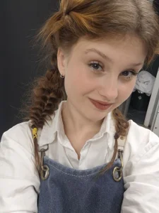 JonelleLamorte Public Pic 3