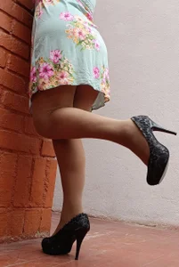 christy_ant: pretty legs ( 6 фото)