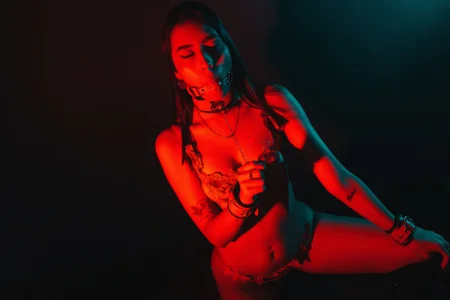 MissSussy submisive girl зображення 6