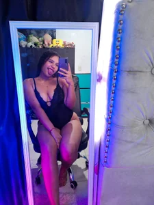 AriaVega your girl Pic