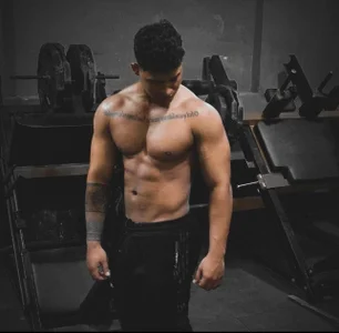 luigi_hot_ Public Hình