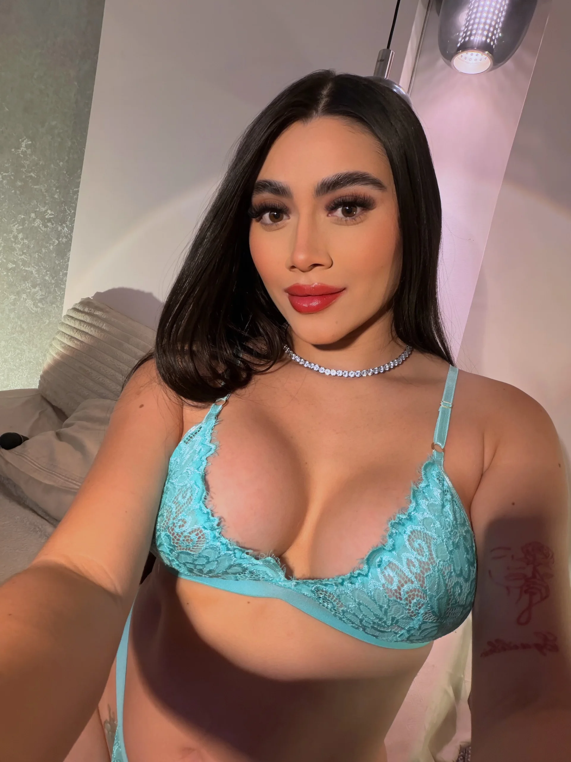angeline-777✨Can we reach 1000 likes? Come on!✨ Bild