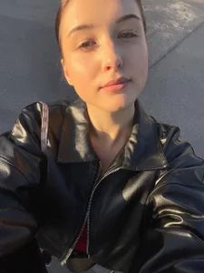 RoseDiebol sunny person Hình