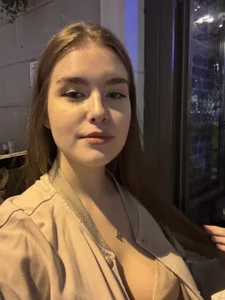 FloyKeohane Public Foto 3