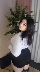 Mia_R0ss Me Pic 8