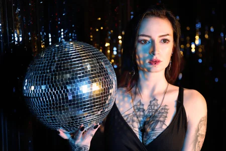 _HelenCarter Disco Pic 6
