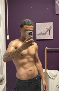 l-laross Public Poză 2