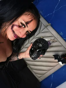 Ibbie_drastic “Don't be afraid... my spells will only make you lose control.”👻🎃 Pic 4