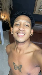 thomasdaltonn's XXX Nude Photo 1