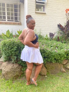 LaicyBrown76 Public Pic 4