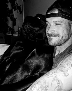 Lnghorn1614: Public ( 2 фото)