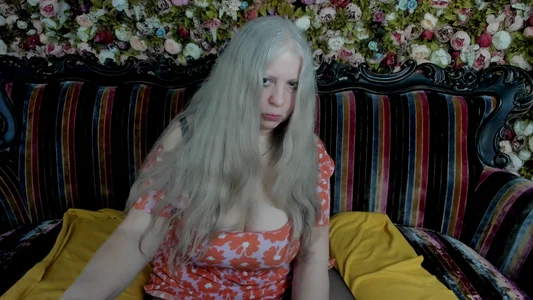 mariabelladonna Orange slika