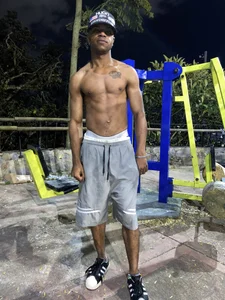 ElNegroRony Publicas  5টি ছবি