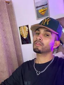 __Miguel7w7 Public Pic