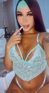 tinaqueen_noa: Mint green lingerie, freshness that provokes and a look that seduces 😏💫 ( фото)