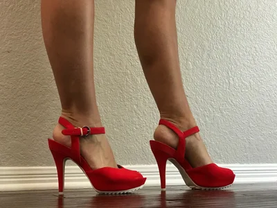 ShySuperheroGrrl Heels Pic 7