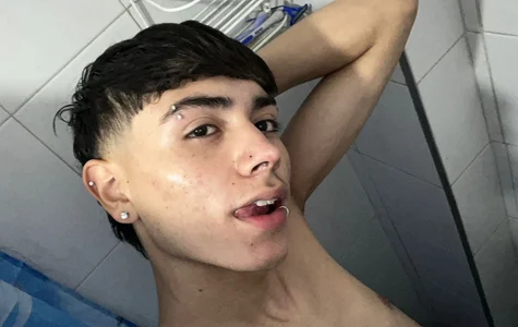 Im_juanda I like to take a nice shower . fénykép