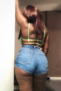 pinkrosaaa booty shorts Pic