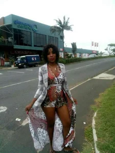 SexyLipss_ Public Foto 3