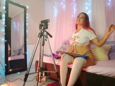 Carolinagarcia12345 HONEY! Immagine  7