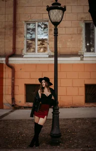 EmilyWhispers Public 사진 8