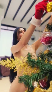 ScarletMore Christmas Pic