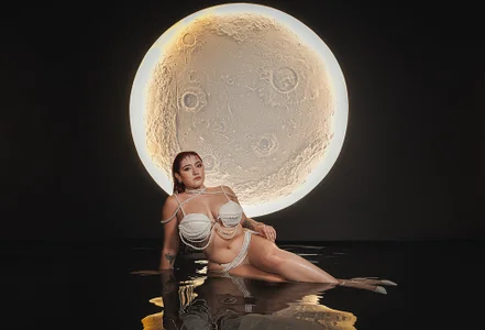 ViolettCastel Moon Sorceress Immagine 