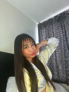 Bella_Stone: On me ( 6 фото)