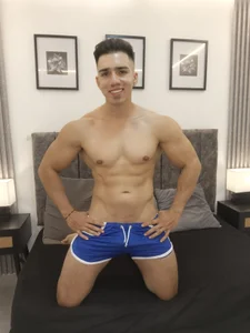 Liam_forest_ Sport boy muscle зображення 3