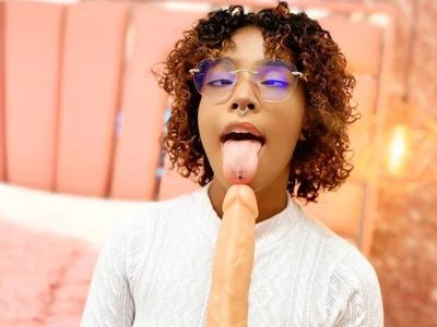 WILD_FIREE_ I'm all yours 💋 Pic 4