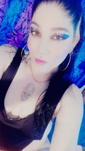 sharonnleon "Pure Seduction" Pic