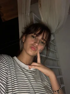 MelodyMansson do u wanna suck my titts? Foto