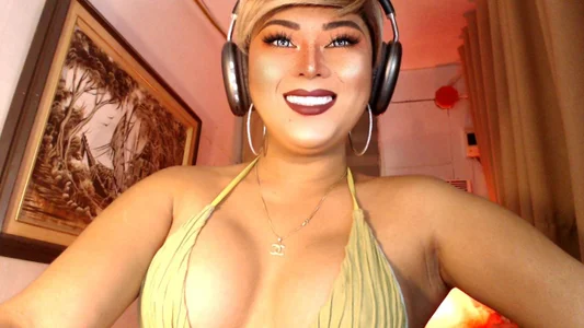 KYLIE_SHEMALE Public Immagine  8