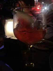 A litte of Abby🍷❤️🌙 de _AbbyScott  6 Imagens