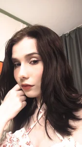 CleoBloom_ Public Pic 4