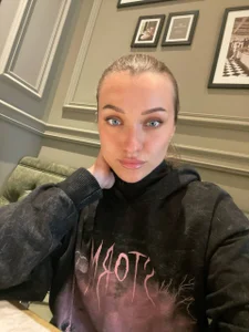 EmmySkyy Public Pic 5