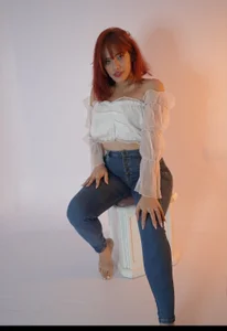 Karenfunny Public  3টি ছবি