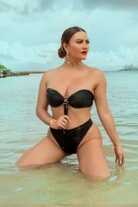 Miss_ary A good time at the beach of Cartagena - Colombia Immagine  8